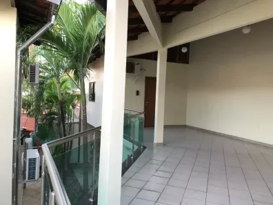 Casa de Condomínio com 6 Quartos à venda, 410m² no Aleixo, Manaus