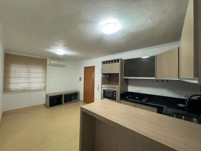 Apartamento com 2 Quartos para alugar, 52m² no Vinhedos, Caxias do Sul