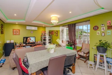 Casa com 2 Quartos à venda, 252m² no Vila Jardim, Porto Alegre