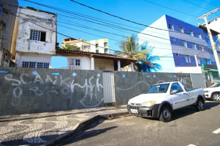 Casa com 3 Quartos à venda, 320m² no Amaralina, Salvador