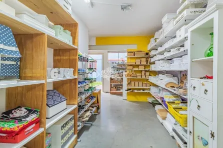 Prédio Comercial à venda, 180m² no Tristeza, Porto Alegre