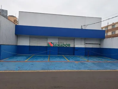 Ponto Comercial para alugar, 580m² no Jacomo Violin, Londrina