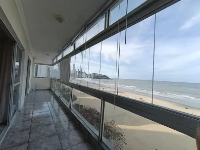 Apartamento com 3 Quartos à venda, 140m² no Centro, Balneário Camboriú