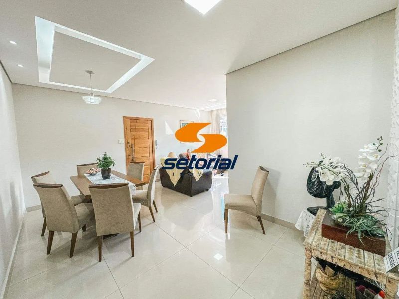 Apartamento com 3 quartos — Nova Suíssa, Belo Horizonte