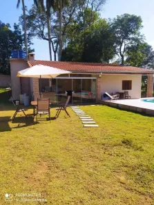 Fazenda/Sítio com 3 Quartos à venda, 130m² no Curral, Ibiúna