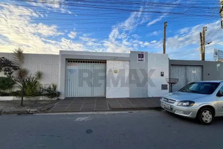 Casa com 2 Quartos à venda, 126m² no Cidade Universitária, Maceió