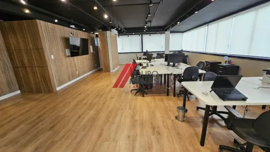 Sala Comercial para alugar, 100m² no Santa Efigênia, Belo Horizonte