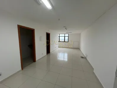 Sala Comercial à venda, 44m² no Centro, São José dos Campos