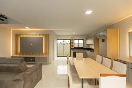 Sobrado com 3 Quartos à venda, 164m² no Guaratuba, Guaratuba