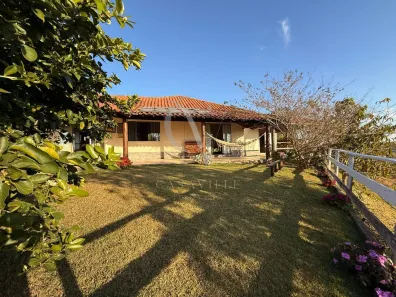 Casa de Condomínio com 3 Quartos à venda, 200m² no Grama, Juiz de Fora