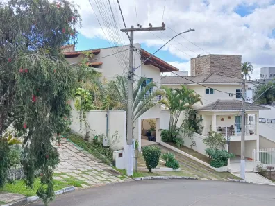 Casa de Condomínio com 4 Quartos à venda, 409m² no São Pedro, Juiz de Fora
