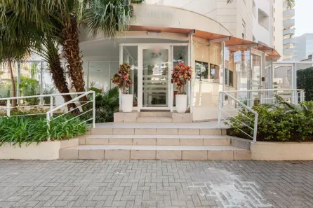 Apartamento com 3 Quartos para alugar, 180m² no Vila Nova Conceição, São Paulo
