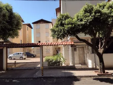 Apartamento com 2 Quartos para alugar, 53m² no Jardim Quitandinha, Araraquara