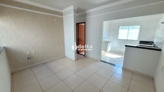 Apartamento com 2 Quartos para alugar, 49m² no Segismundo Pereira, Uberlândia