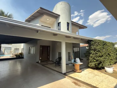 Sobrado com 4 Quartos para alugar, 300m² no Plano Diretor Norte, Palmas