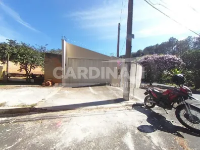 Casa com 3 Quartos para alugar, 200m² no Residencial Samambaia, São Carlos