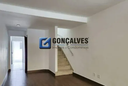 Sobrado com 2 Quartos para alugar, 149m² no Taboão, São Bernardo do Campo