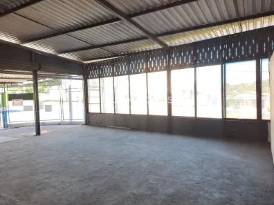 Galpão/Depósito/Armazém à venda, 180m² no Jardim Vera Cruz, Sorocaba