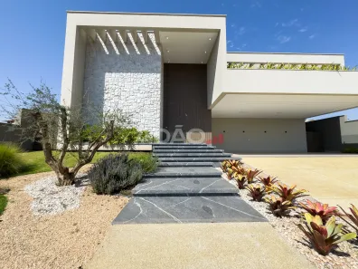 Casa de Condomínio com 4 Quartos à venda, 561m² no Parque Cidade, Goiânia