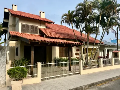 Casa com 3 Quartos à venda, 2085m² no Jardim das Avenidas, Araranguá