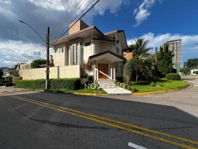 Casa de Condomínio com 3 Quartos à venda, 240m² no Loteamento Villa Branca, Jacareí