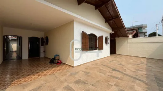 Casa com 2 Quartos à venda, 157m² no Balneário Stella Maris, Peruíbe