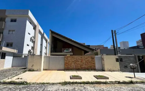 Casa com 4 Quartos à venda, 301m² no Bessa, João Pessoa