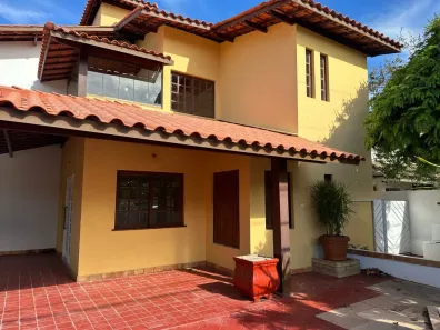 Casa com 5 Quartos à venda, 207m² no Pitangueiras, Lauro de Freitas