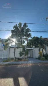 Casa com 3 Quartos à venda, 230m² no Plano Diretor Sul, Palmas