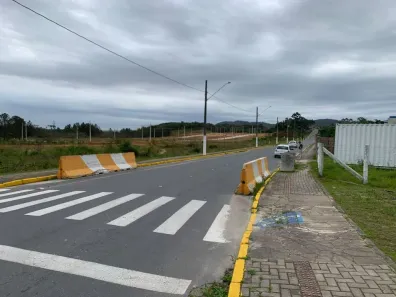 Lote/Terreno à venda, 360m² no Centro, Balneário Piçarras