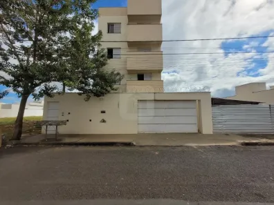 Apartamento com 2 Quartos para alugar, 55m² no Novo Mundo, Uberlândia