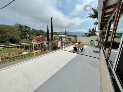 Casa com 3 Quartos à venda, 186m² no Forquilhas, São José