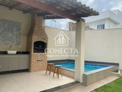 Casa com 3 Quartos para alugar, 300m² no Jardim Inconfidência, Uberlândia