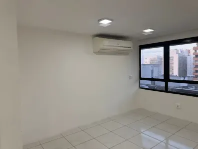 Sala Comercial com 1 Quarto para venda ou aluguel, 36m² no Meireles, Fortaleza