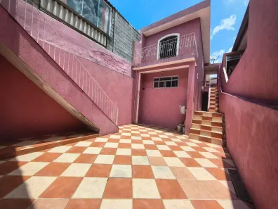 Sobrado com 2 Quartos à venda, 173m² no Vila Assis Brasil, Mauá