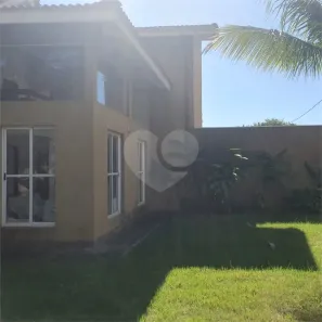 Sobrado com 4 Quartos à venda, 430m² no Balneário Califórnia, Caraguatatuba
