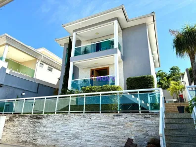 Casa de Condomínio com 3 Quartos à venda, 219m² no Badu, Niterói
