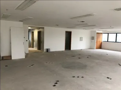 Sala Comercial para alugar, 218m² no Vila Olímpia, São Paulo