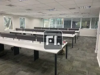 Sala Comercial para alugar, 253m² no Vila Olímpia, São Paulo