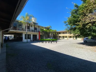 Prédio Comercial à venda, 2480m² no Lagoa da Conceição, Florianópolis