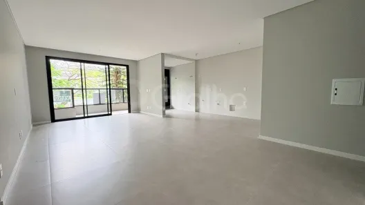 Apartamento com 3 Quartos à venda, 123m² no Jurerê, Florianópolis