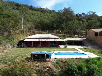 Fazenda/Sítio com 4 Quartos à venda, 2443m² no Roças Novas, Caeté
