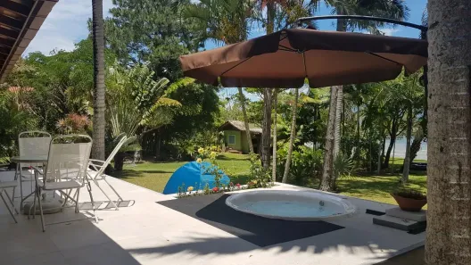 Casa de Condomínio com 4 Quartos à venda, 350m² no Barra da Lagoa, Florianópolis