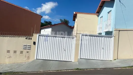 Casa de Condomínio com 3 Quartos à venda, 126m² no Jardim São Carlos, São Carlos