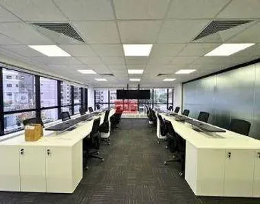 Prédio Comercial para alugar, 3000m² no Indianópolis, São Paulo