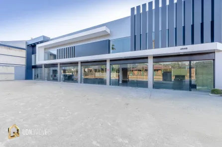 Sala Comercial para alugar, 581m² no Poço Grande, Gaspar