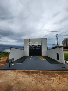Sala Comercial para alugar, 200m² no Grand Ville, Uberlândia