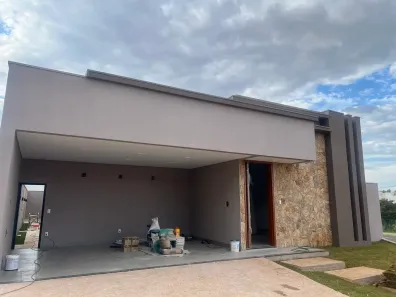 Casa com 3 Quartos à venda, 200m² no Recreio dos Bandeirantes, Uberaba