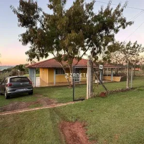 Fazenda/Sítio com 2 Quartos para alugar, 210m² no Parque Residencial Ana Rosa, Cambé