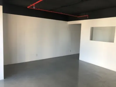 Sala Comercial à venda, 70m² no Petrópolis, Porto Alegre